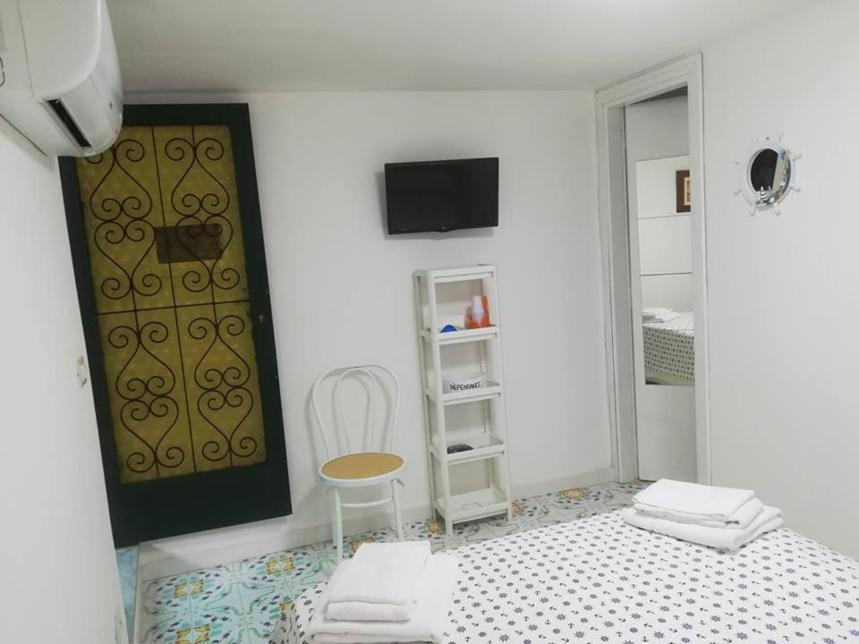 Villa Iscla Maison D'Hotes Ischia Kültér fotó