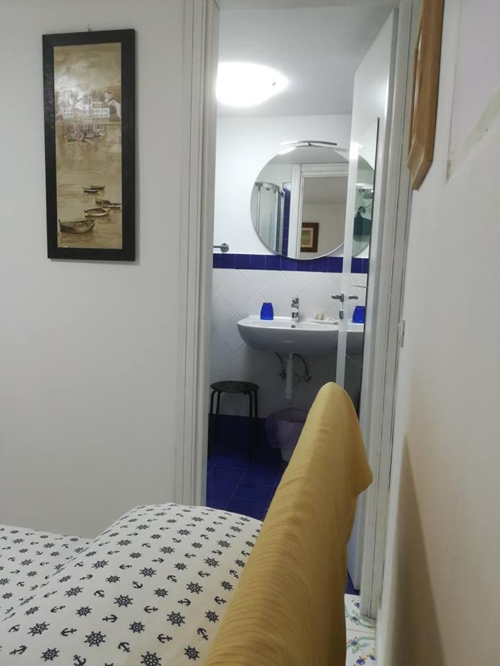 Villa Iscla Maison D'Hotes Ischia Kültér fotó